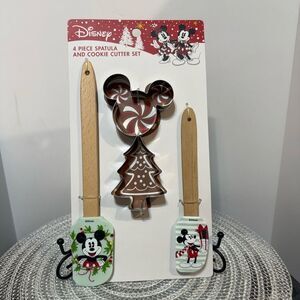 Disney Mickey Mouse Spatulas and Cookie Cutters Set of 4 NWT